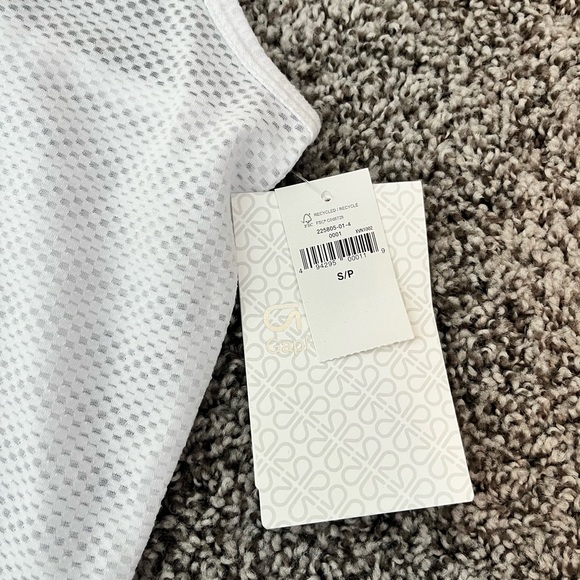 Gap Fit racer back tank - Picture 4 of 4